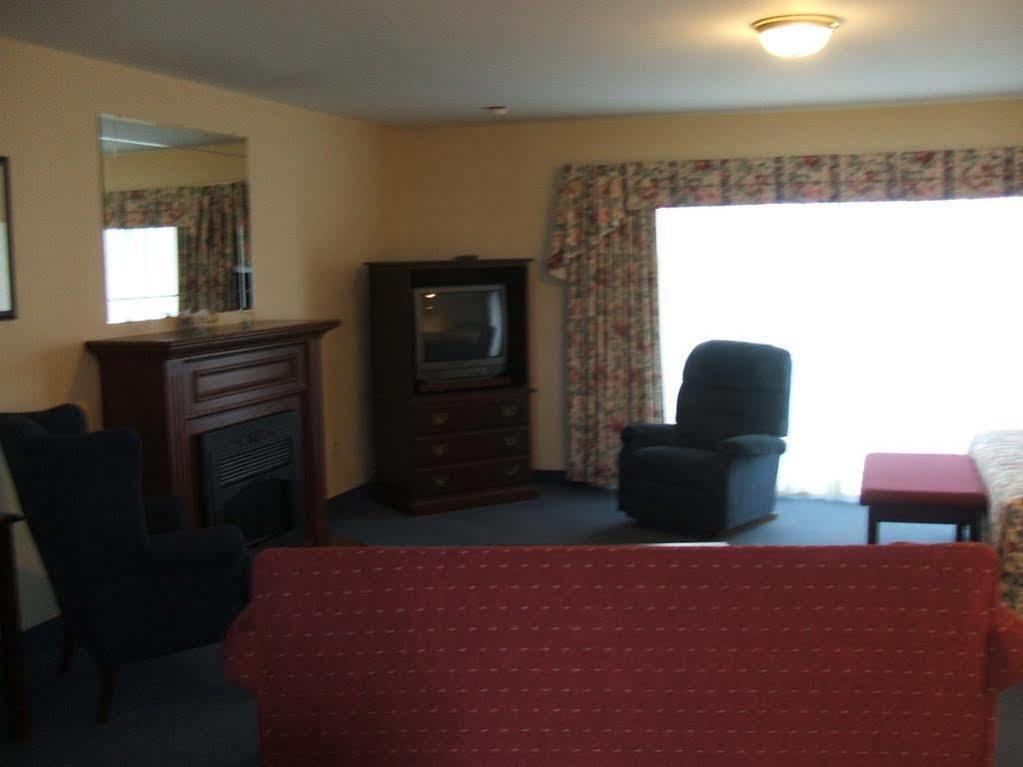 Brackley Beach Northwinds Inn And Suites Bagian luar foto